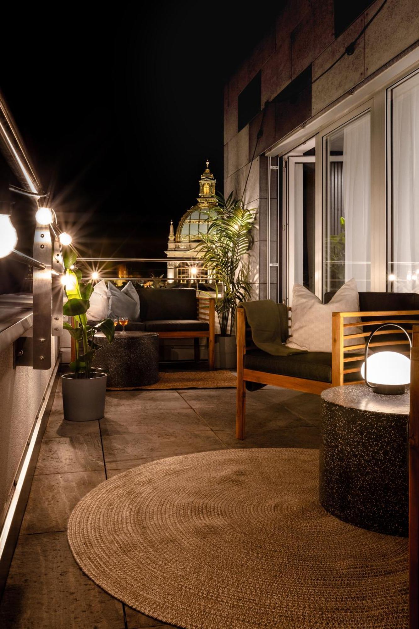 Turnkey I With Terrace Apartamento Praga